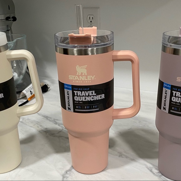 Stanley Other - Stanley 40oz Quencher
